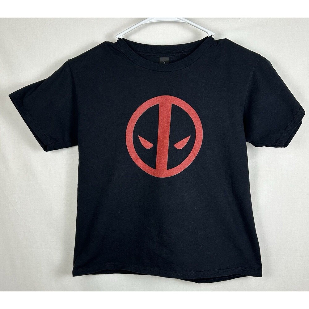 Marvel Deadpool TShirt Youth Size Medium Deadpool Face Short Sleeve Face Graphic